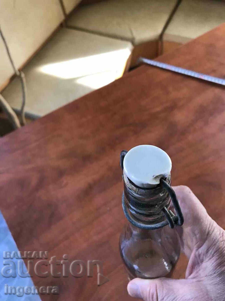 Delivery of VINTAGE LEMONADE GLASS BOTTLE BOTTLE Delivery of VINTAGE LEMONADE GLASS BOTTLE BOTTLE