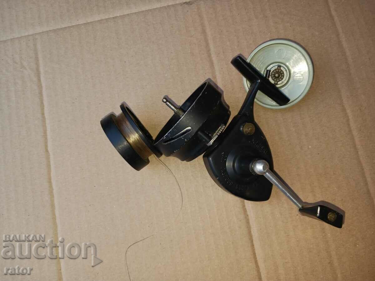 Old collectible BULGARIAN fishing reel YANTRA. Rare - 6 Old collectible BULGARIAN fishing reel YANTRA. Rare - 6