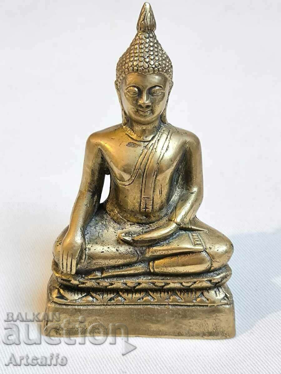 Buddha statuette