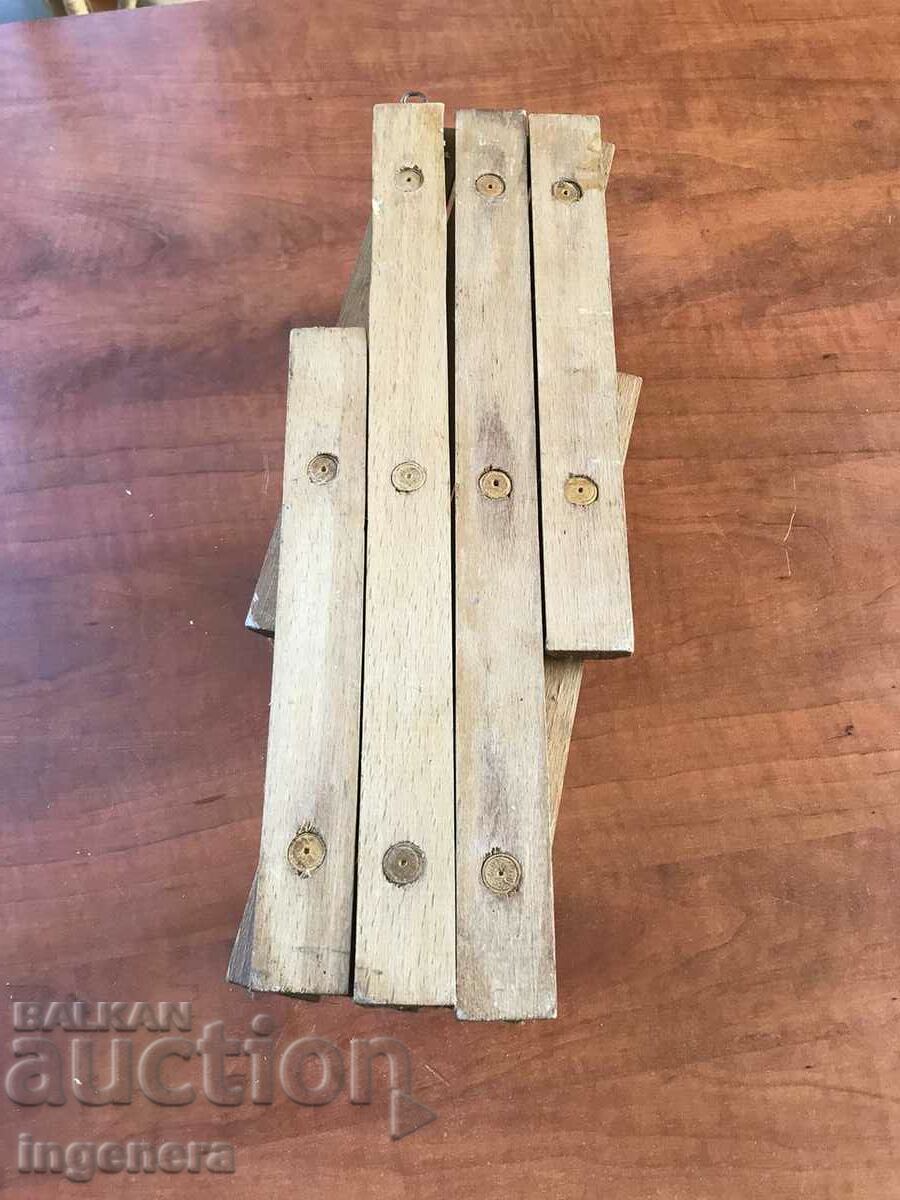 HANGER HANGER WOOD EXTENDABLE WALL - 5