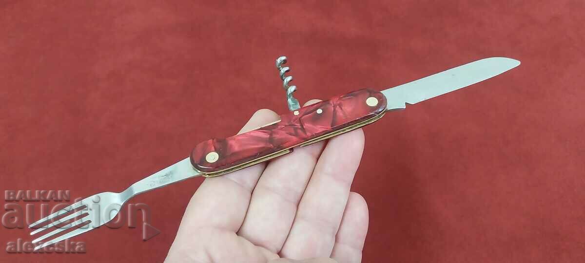 Auction  Old knife - "P. Denev"