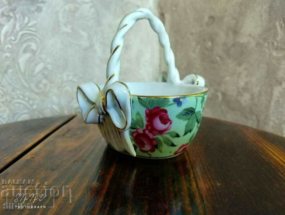 Porcelain basket from the 70s as new