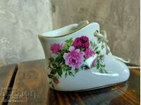 A porcelain shoe from the 1970s like new