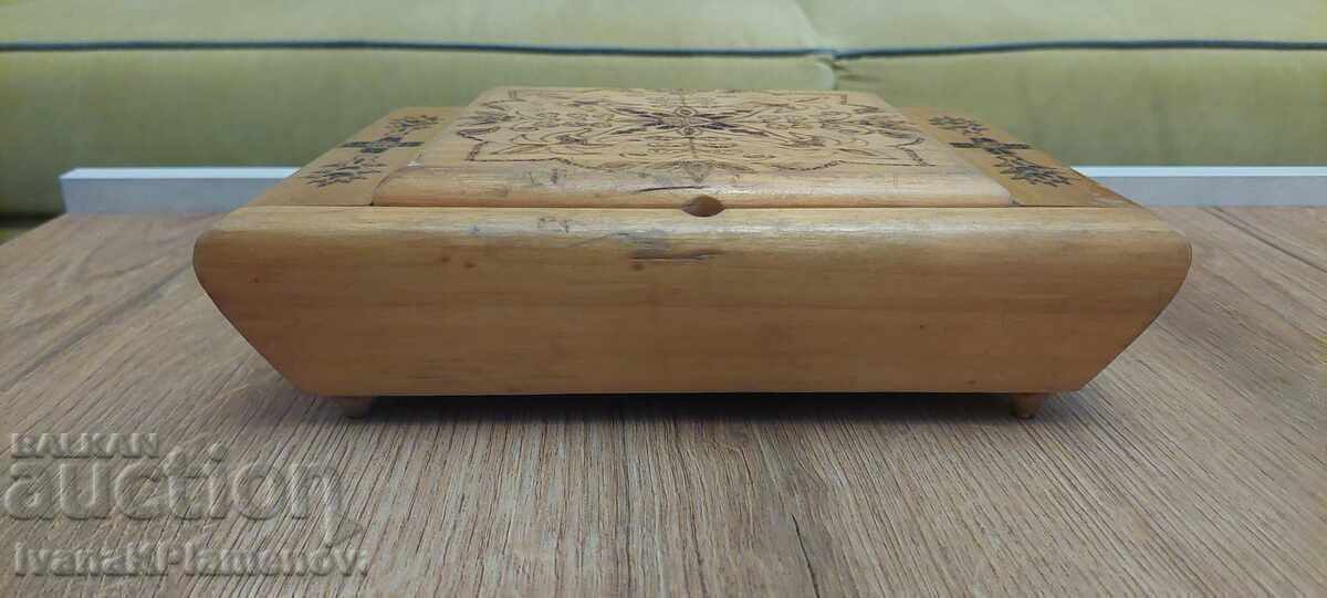 Wooden box for collectors - 7