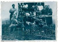 SMALL OLD PHOTO COTTON GATHERING CYANOTYPE PHOTO D182