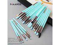 Set of 20 colored brushes for perfect make-up in signal