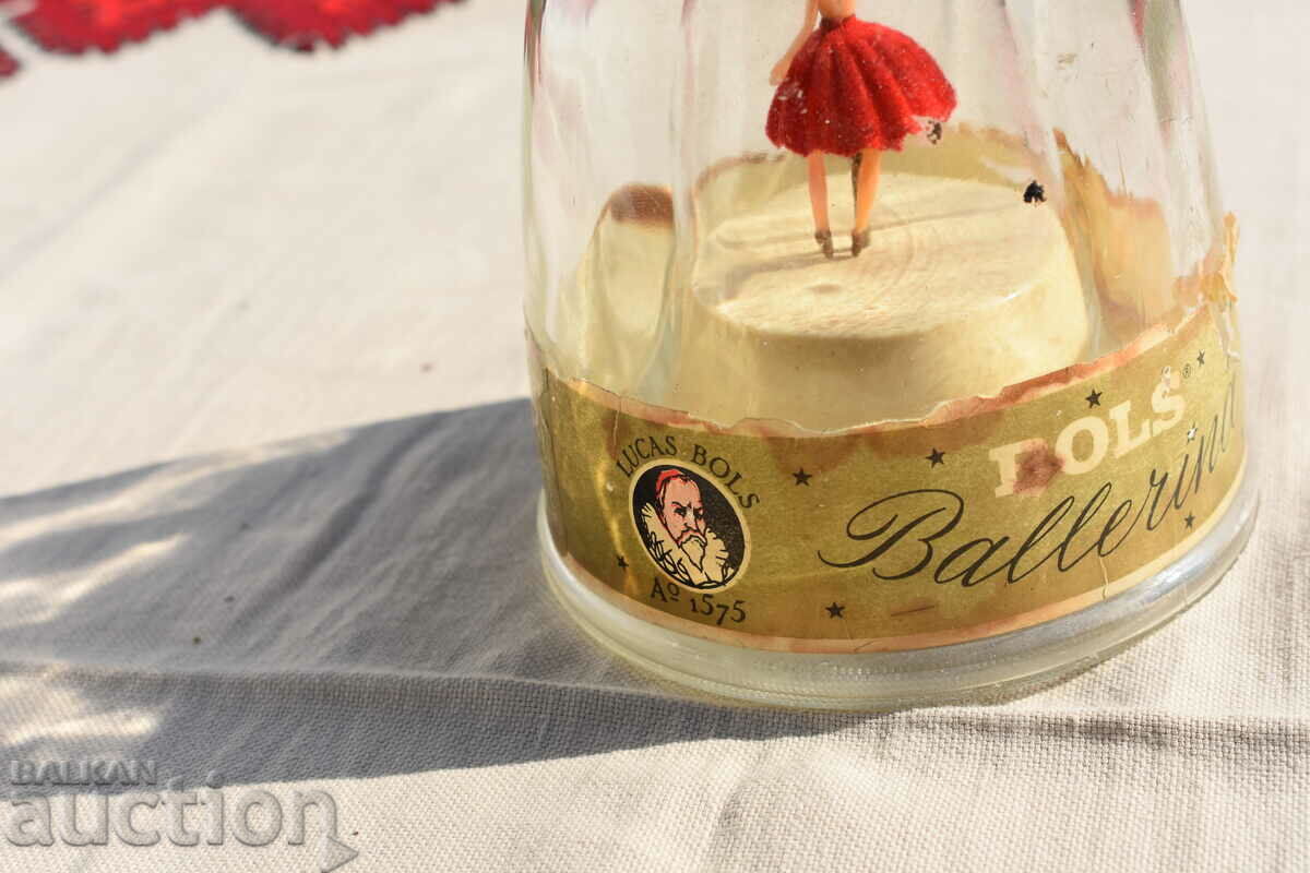Auction  Dancing ballerina in a bottle