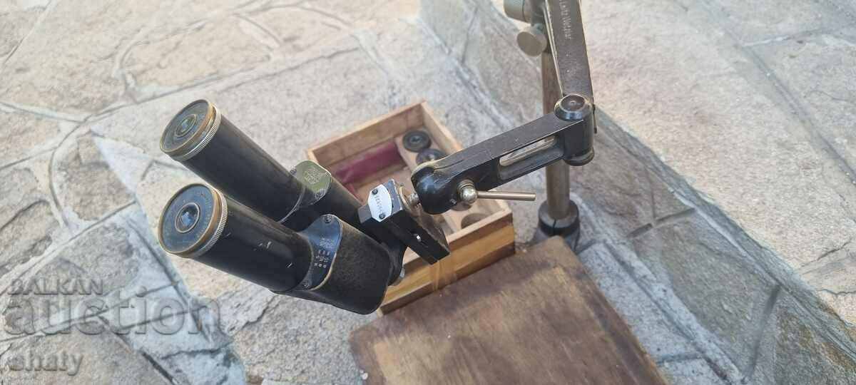 Licitație Vechiul microscop german