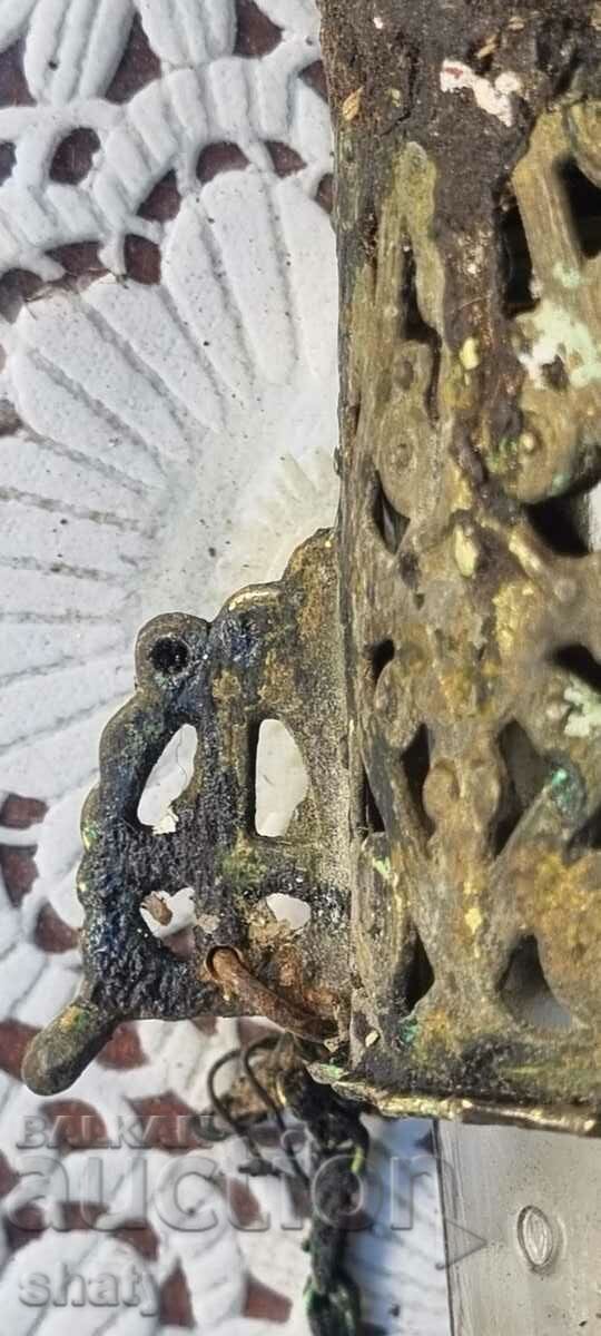 Auction Old lamp Auction Old lamp