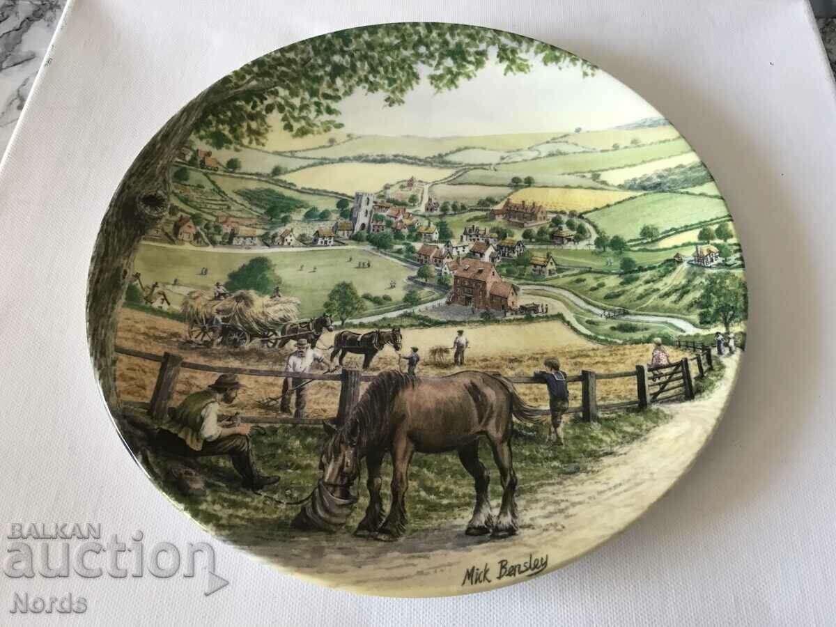 ROYAL DOULTON Collector's Plate