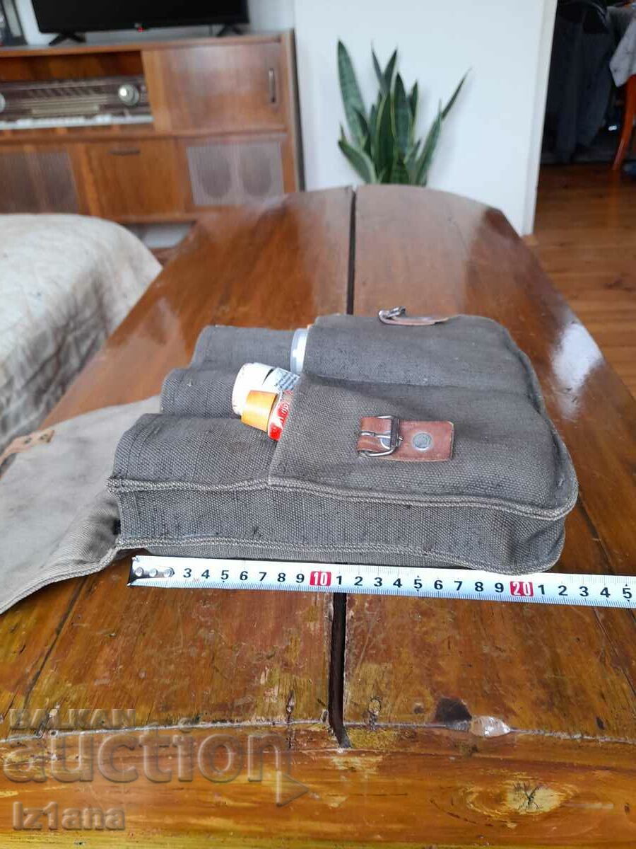 Παράδοση Παλιά κερί τσάντα