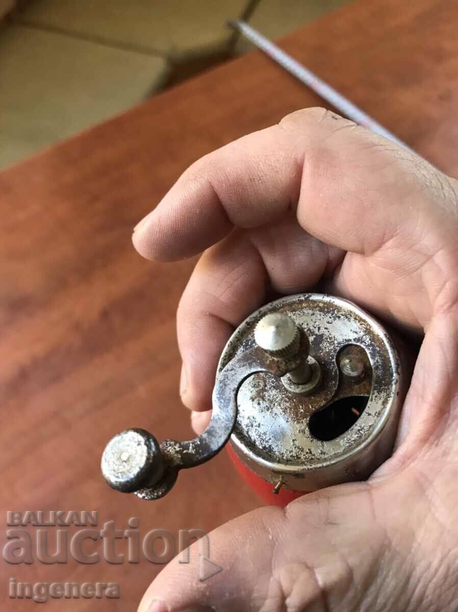 Delivery of GRINDER GRINDER FOR SPICES, CHERRY PEPPER