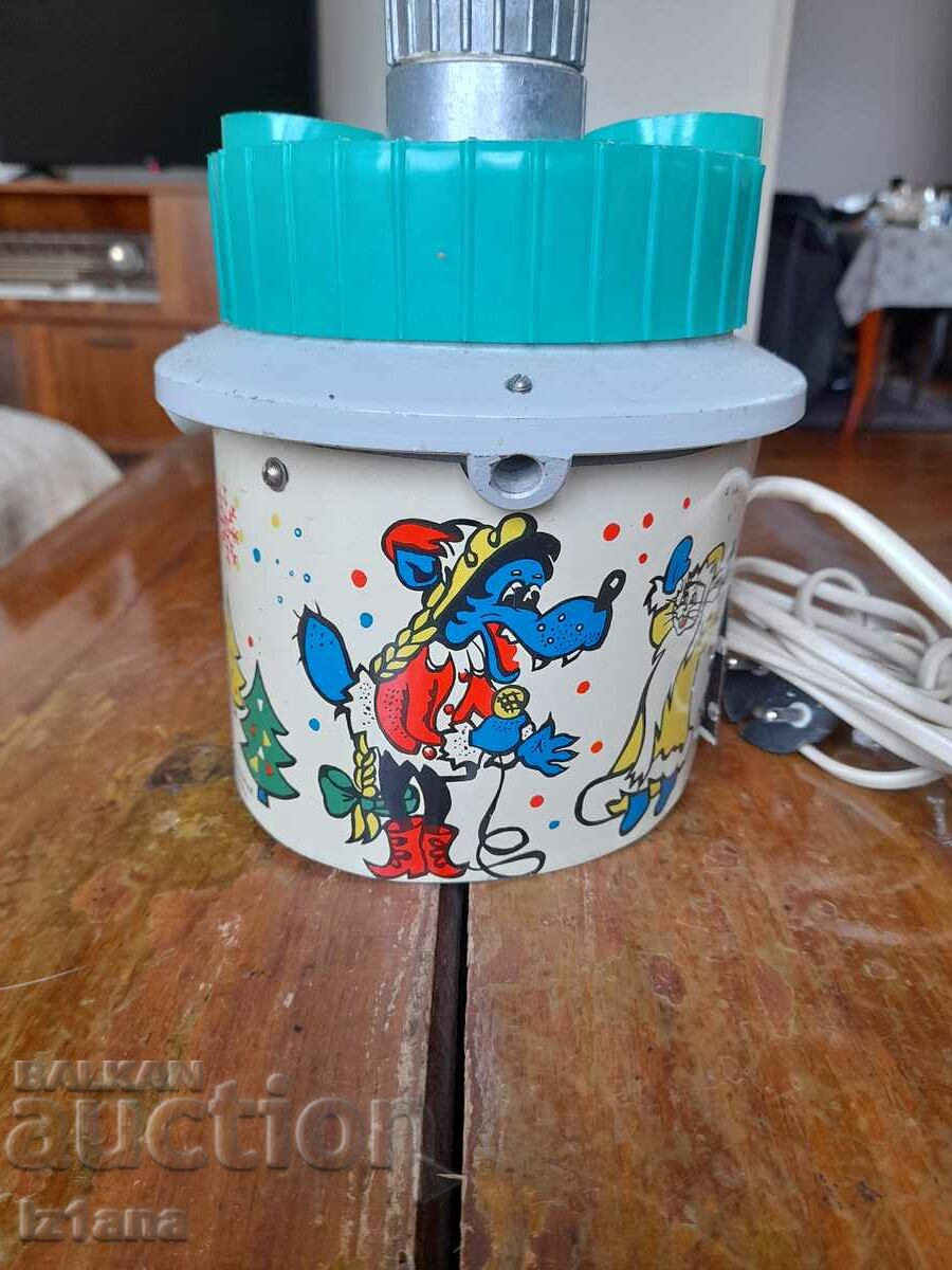 Vechi suport rotativ pentru brad de Crăciun cu preț 130.00 BGN | € 66.47