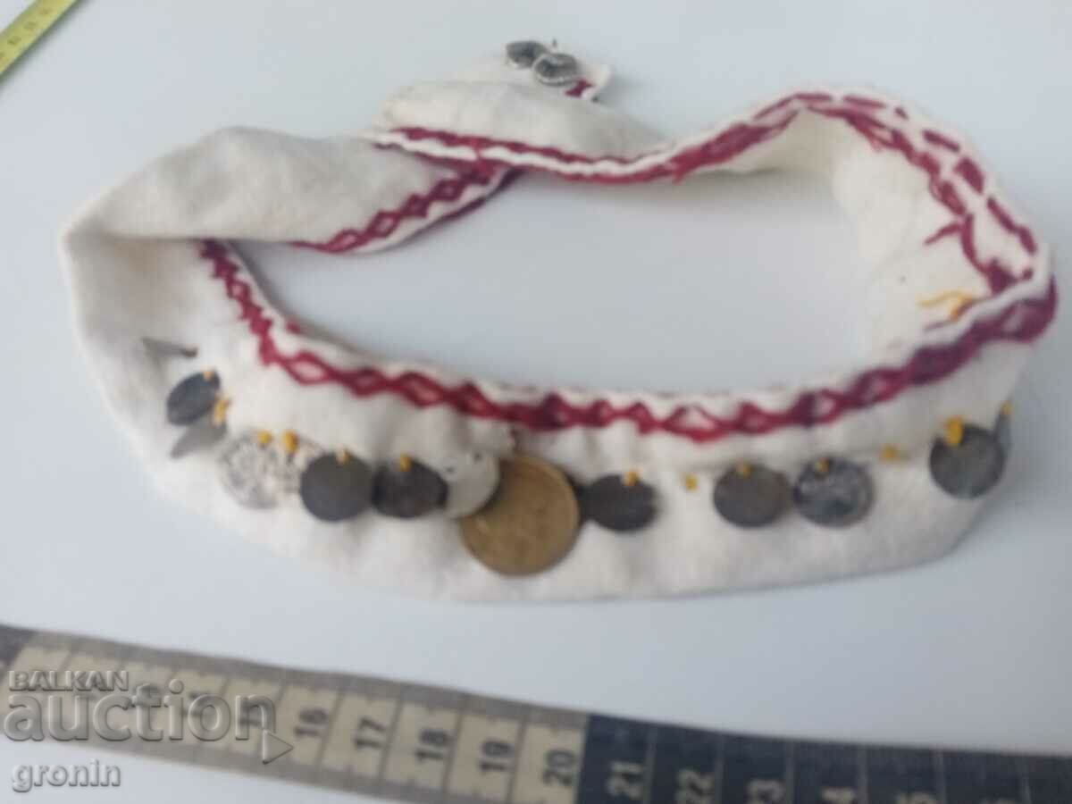 Παράδοση Sokai, sokle, headpiece, κοσμήματα, ασήμι, κοστούμια, κέντημα,