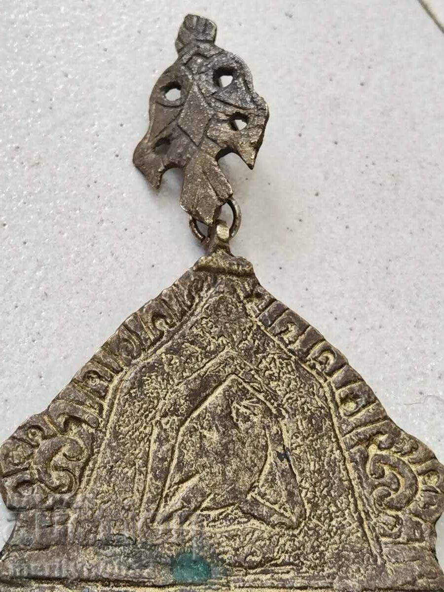 Αναγεννησιακός τελετουργικός χάλκινος σταυρός από λάβαρο Αγ. Γεωργίου - 7 Αναγεννησιακός τελετουργικός χάλκινος σταυρός από λάβαρο Αγ. Γεωργίου - 7