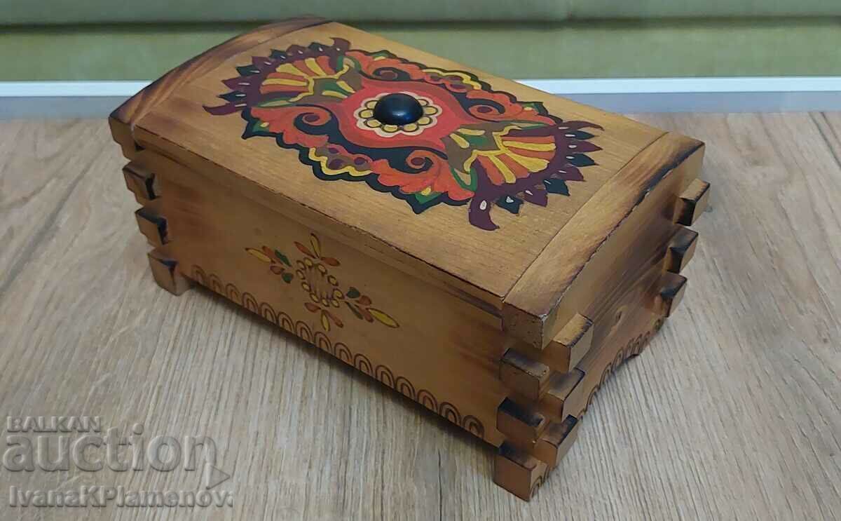 Wooden box for collectors - 7 Wooden box for collectors - 7