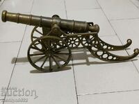 A bronze cannon