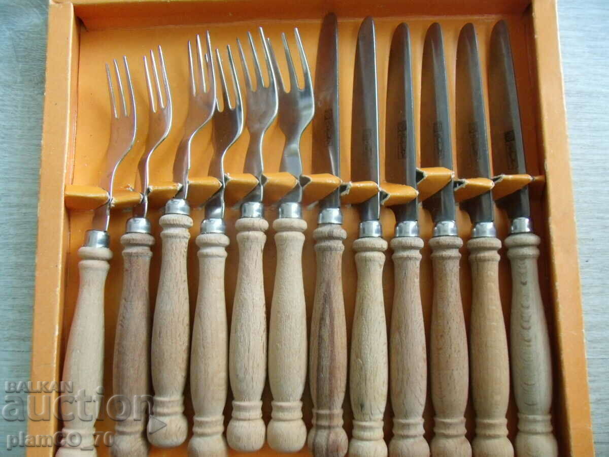 No.*7741 old cutlery set - "Bozentsi" with price 30.00 BGN | € 15.34 No.*7741 old cutlery set - "Bozentsi" with price 30.00 BGN | € 15.34