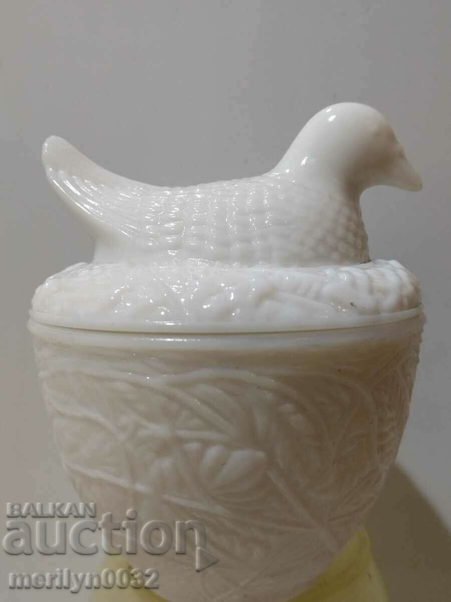 Delivery of Old Art Deco white glass pomade cream jar Delivery of Old Art Deco white glass pomade cream jar