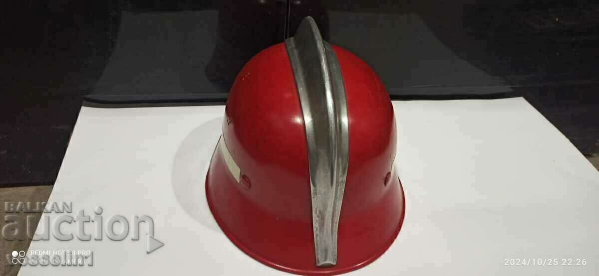 Auction German fireman's helmet old from the second world war Auction German fireman's helmet old from the second world war