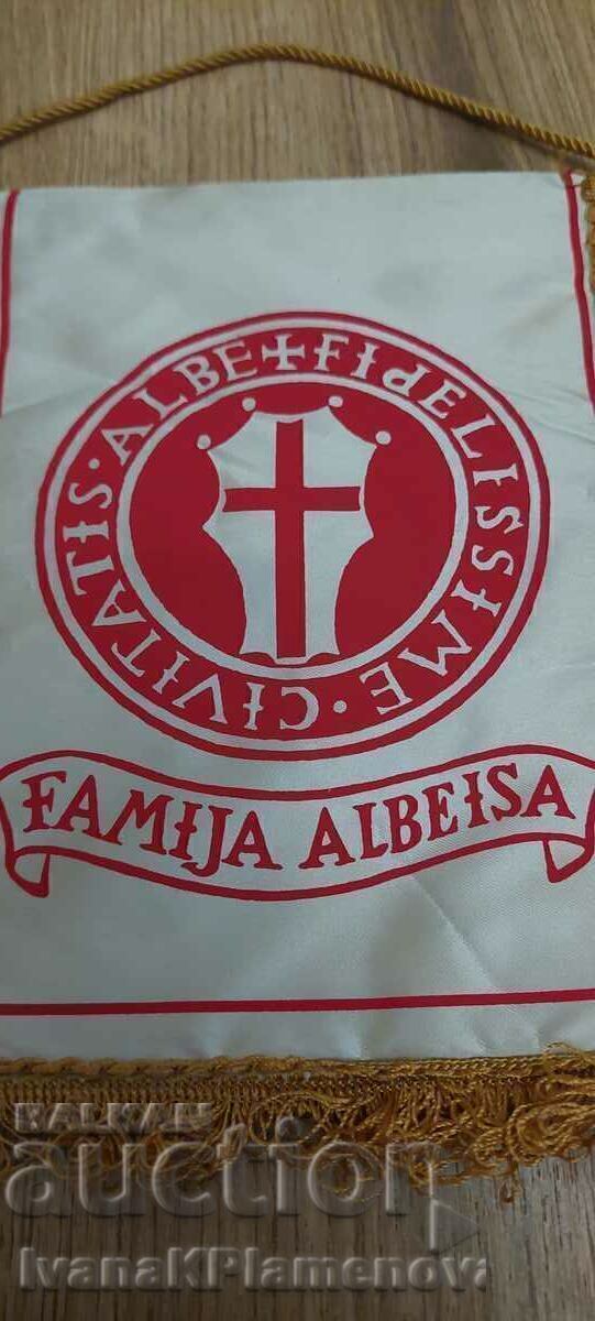 Auction  A flag for collectors