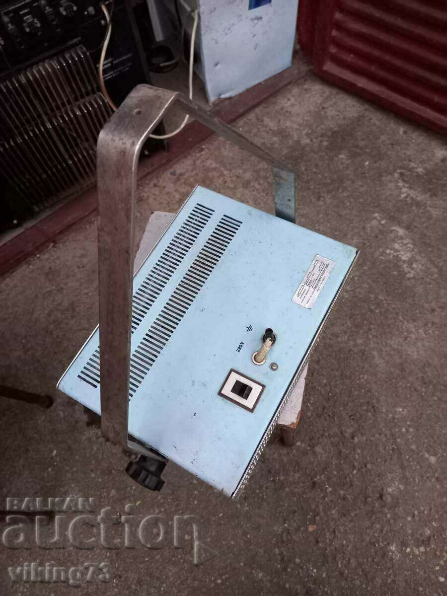 Delivery of Sun 400, disinfection device. Delivery of Sun 400, disinfection device.