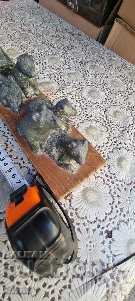 Παράδοση Παλιά φιγούρα .Εσκιμώος. Σκύλοι. Παράδοση Παλιά φιγούρα .Εσκιμώος. Σκύλοι.