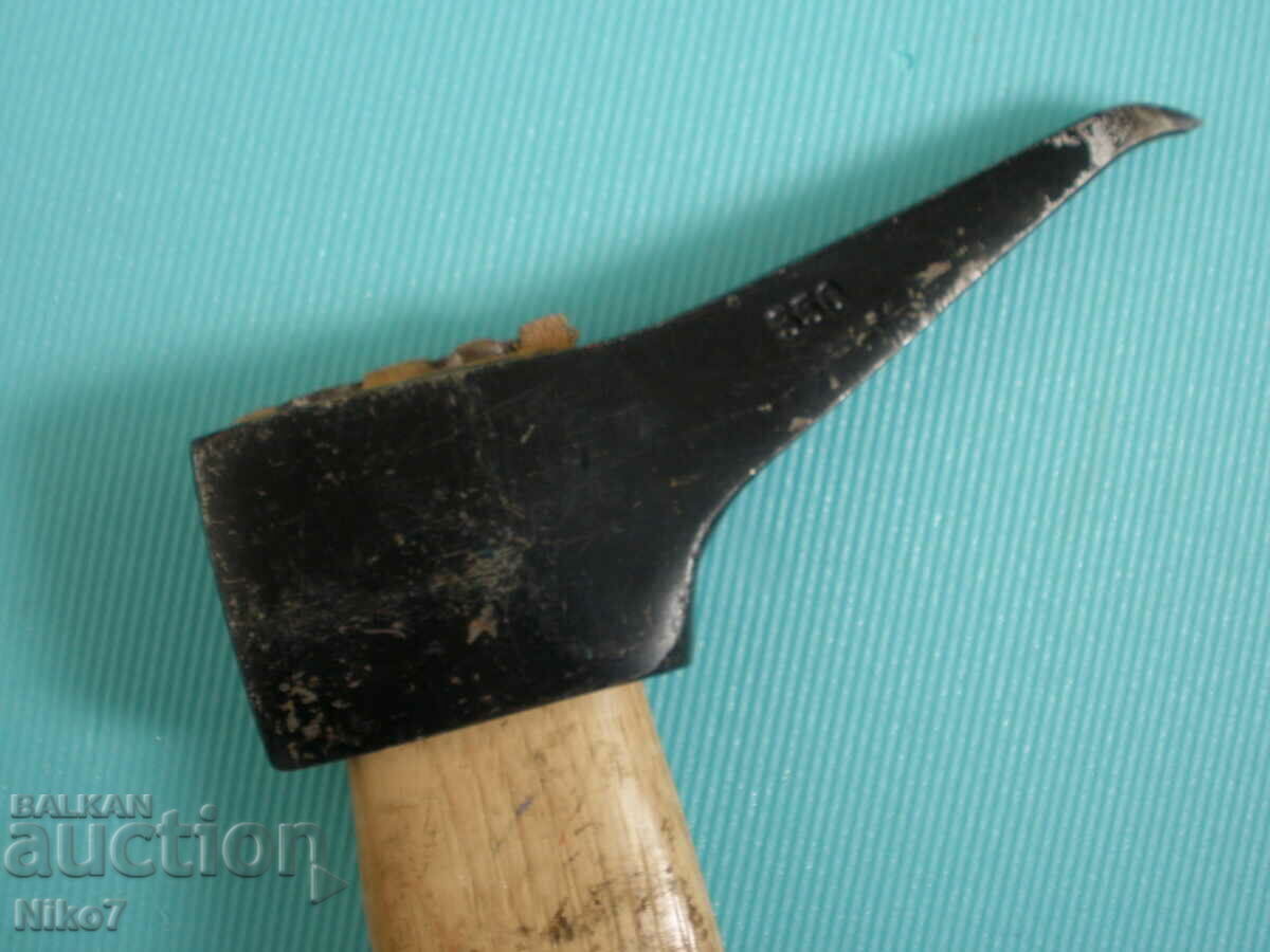 Licitație Unealtă de tăietor de lemne german (topor, cârlig).