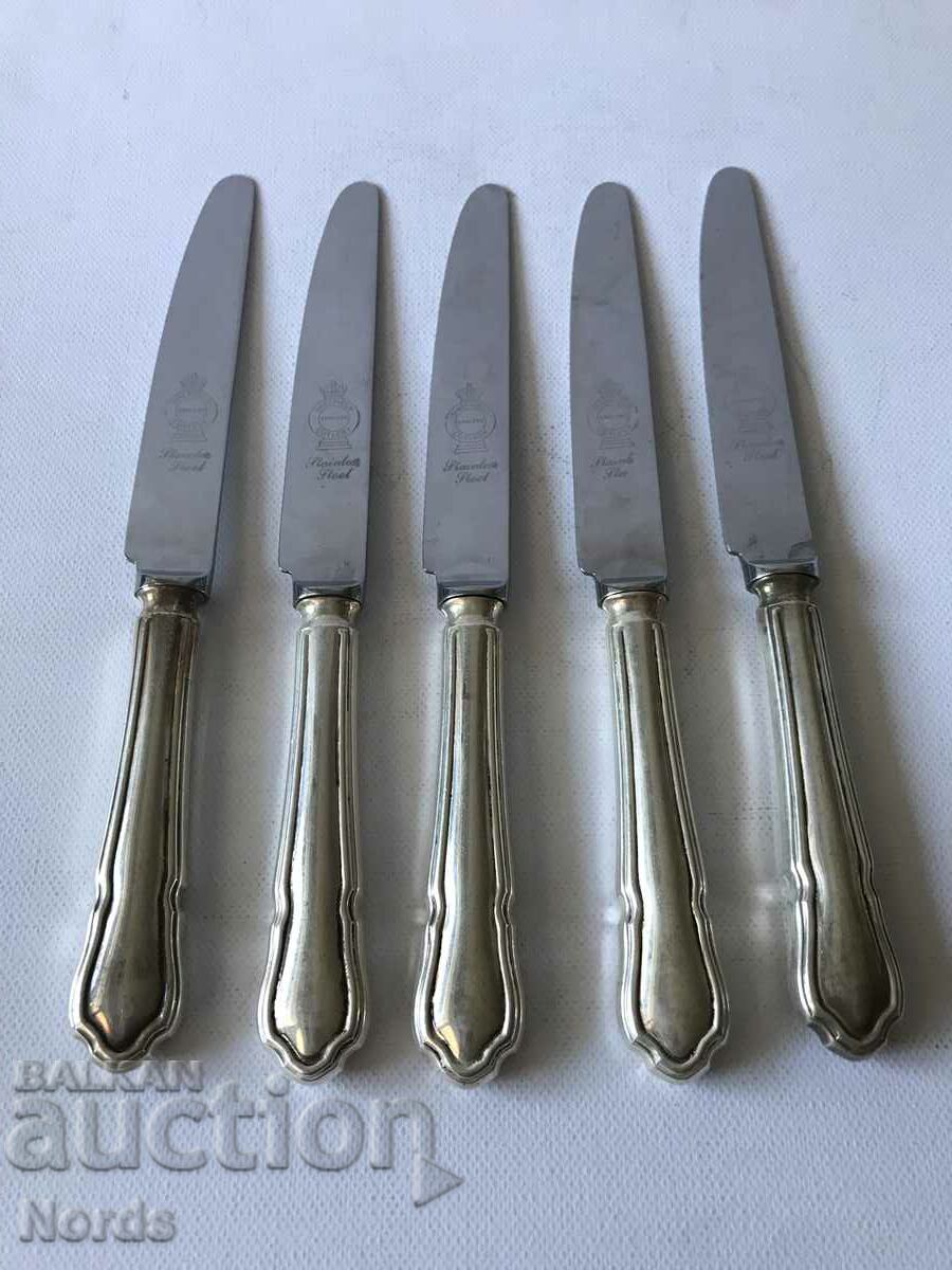 Household utensils-knives