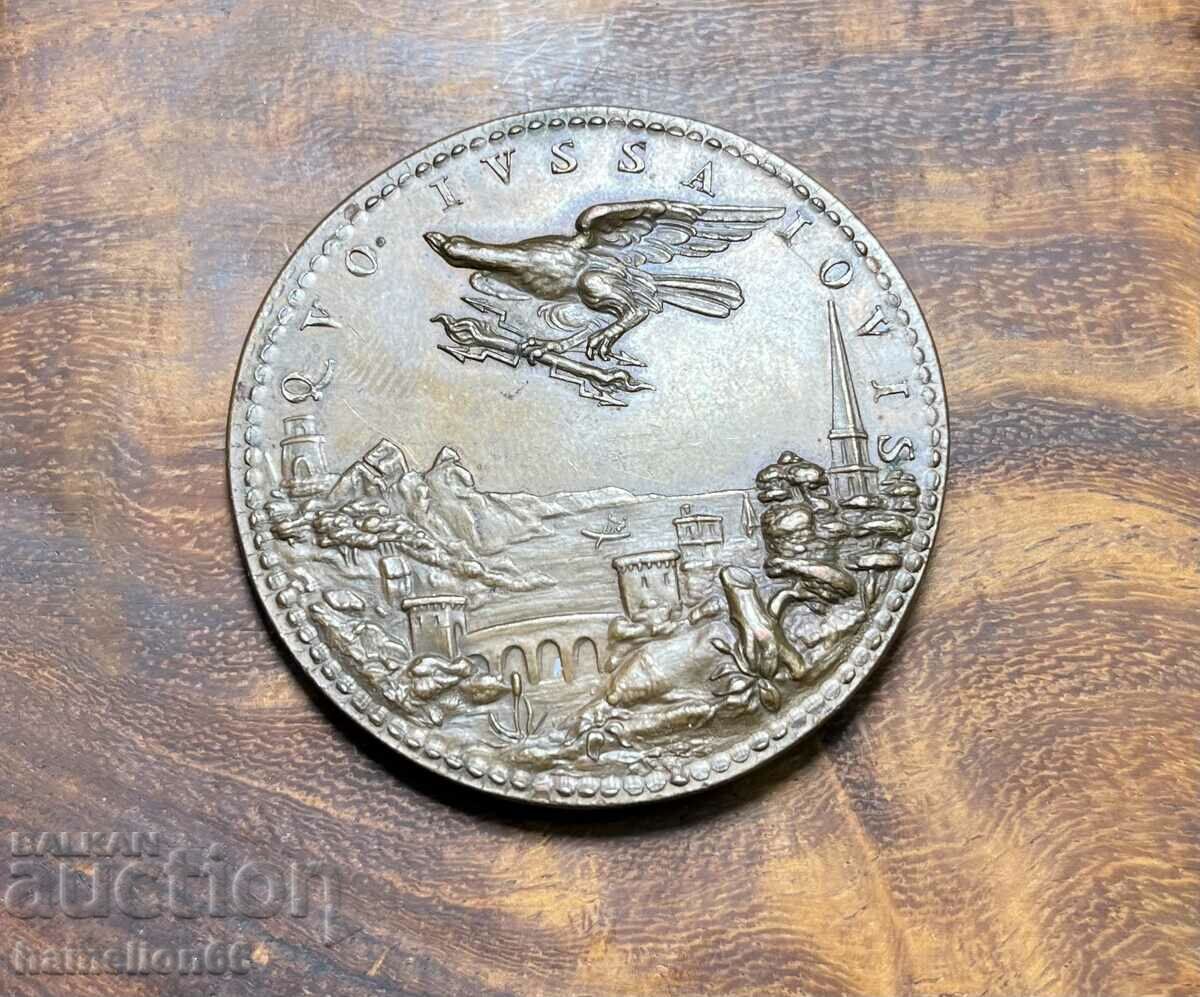 Veche medalie de cupru, placă. cu preț 150.00 BGN | € 76.69