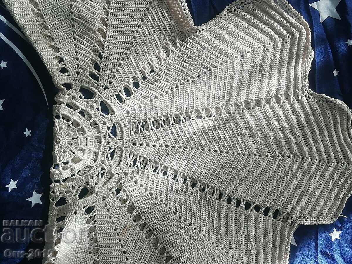 Auction Table frame - furniture. Hand Crocheted Auction Table frame - furniture. Hand Crocheted