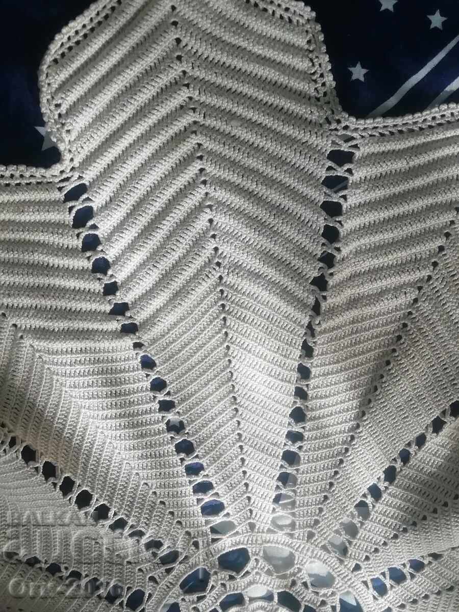 Table frame - furniture. Hand Crocheted - 6 Table frame - furniture. Hand Crocheted - 6