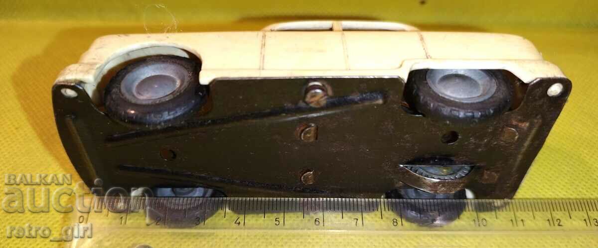 Παράδοση Παλιό αδρανειακό μοντέλο. Παράδοση Παλιό αδρανειακό μοντέλο.