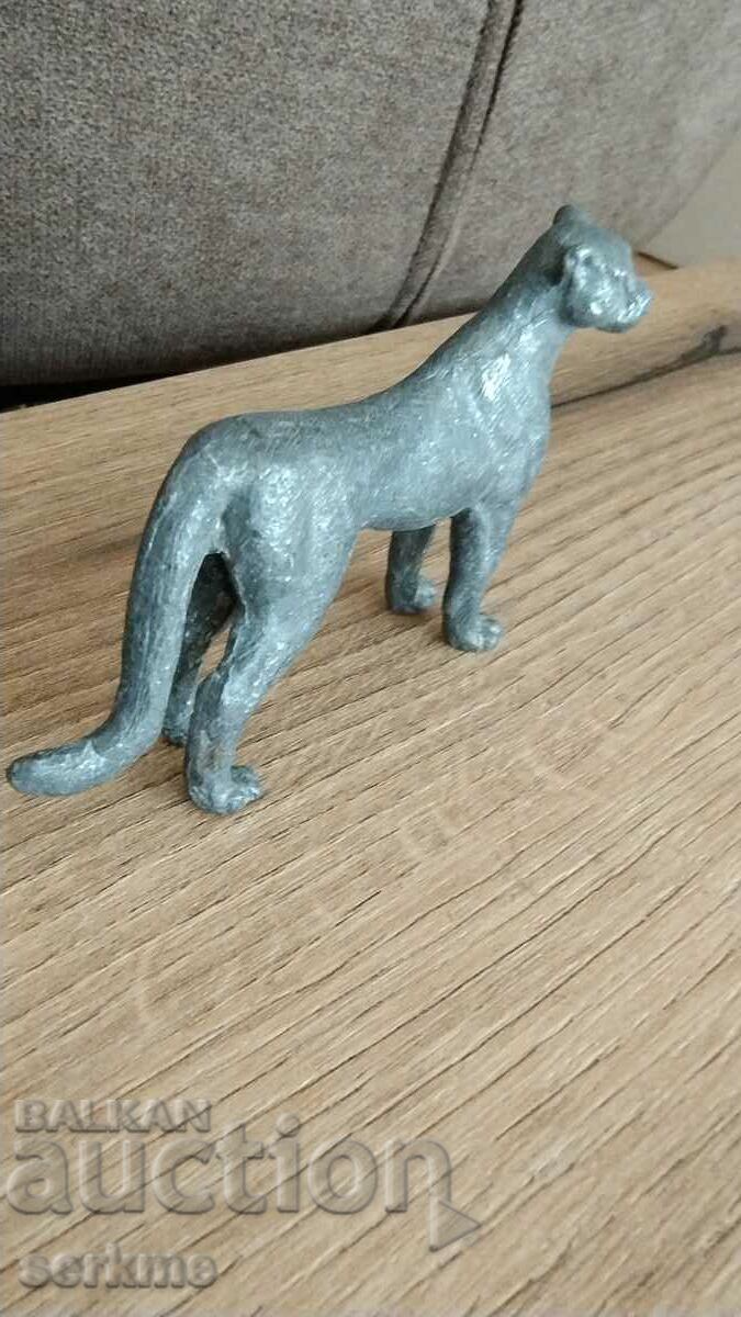 Metal figure with price 15.00 BGN | € 7.67 Metal figure with price 15.00 BGN | € 7.67