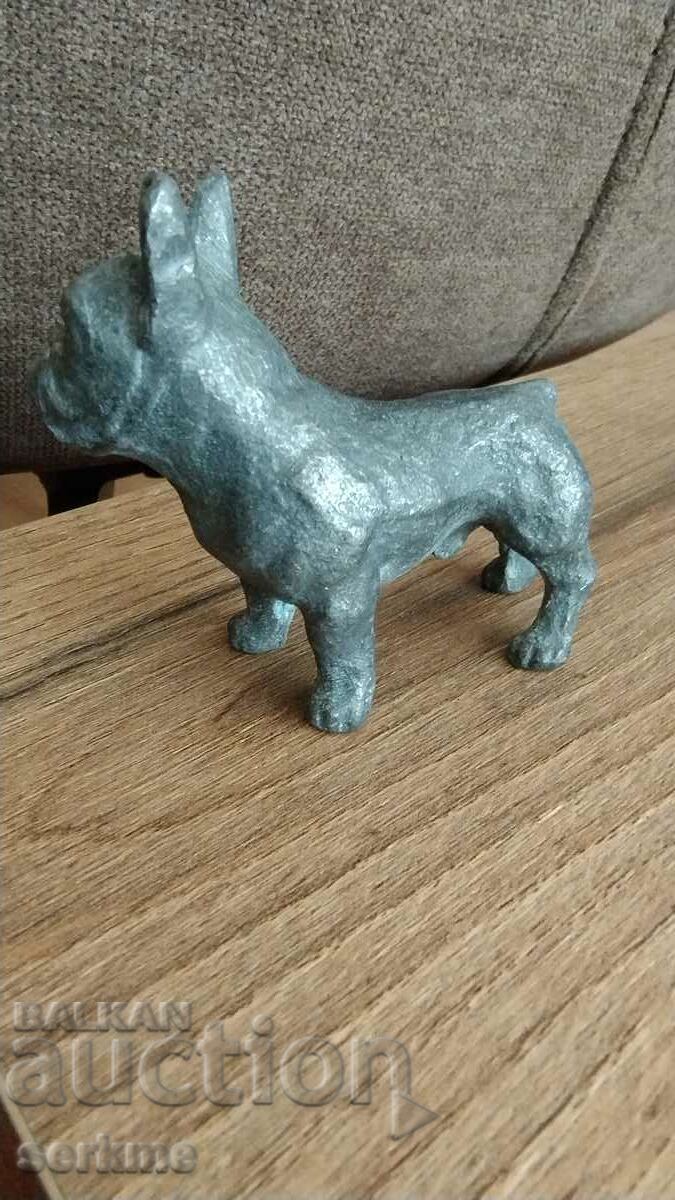 Auction  Metal figure