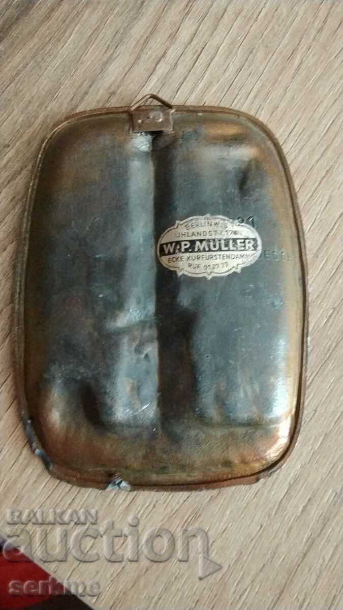 Delivery of Metal figure Delivery of Metal figure