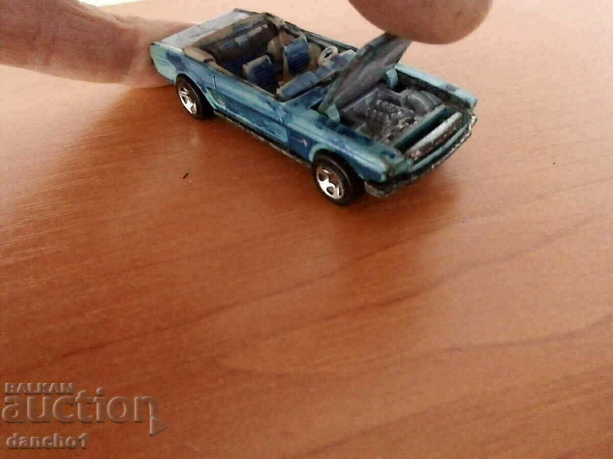 A metal cart - 7 A metal cart - 7