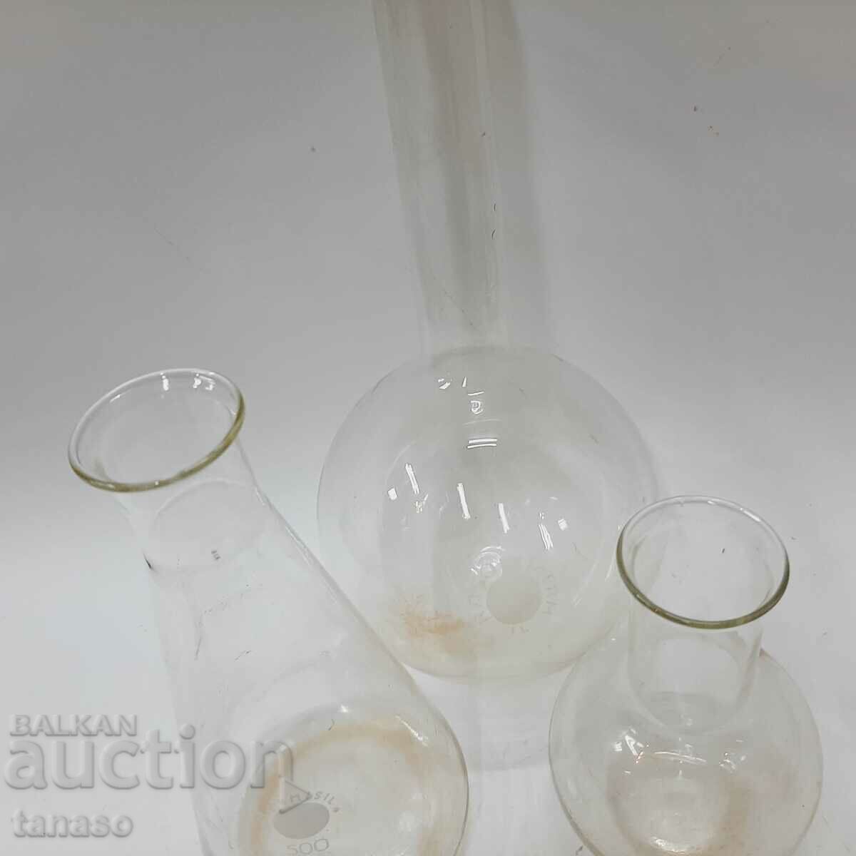 Τρεις παλιές φιάλες χημικού εργαστηρίου Jena therm(11,5) - 6 Τρεις παλιές φιάλες χημικού εργαστηρίου Jena therm(11,5) - 6