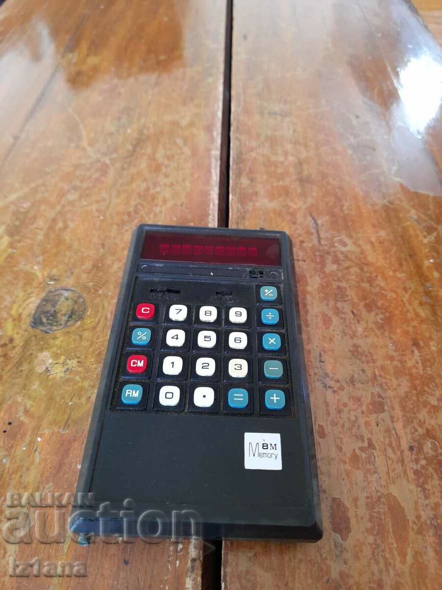 Old Leopard 8M calculator