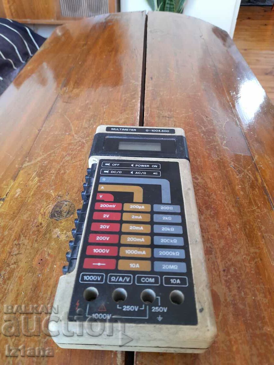 Old multimeter RFT Mikroelektronik G 1004.500