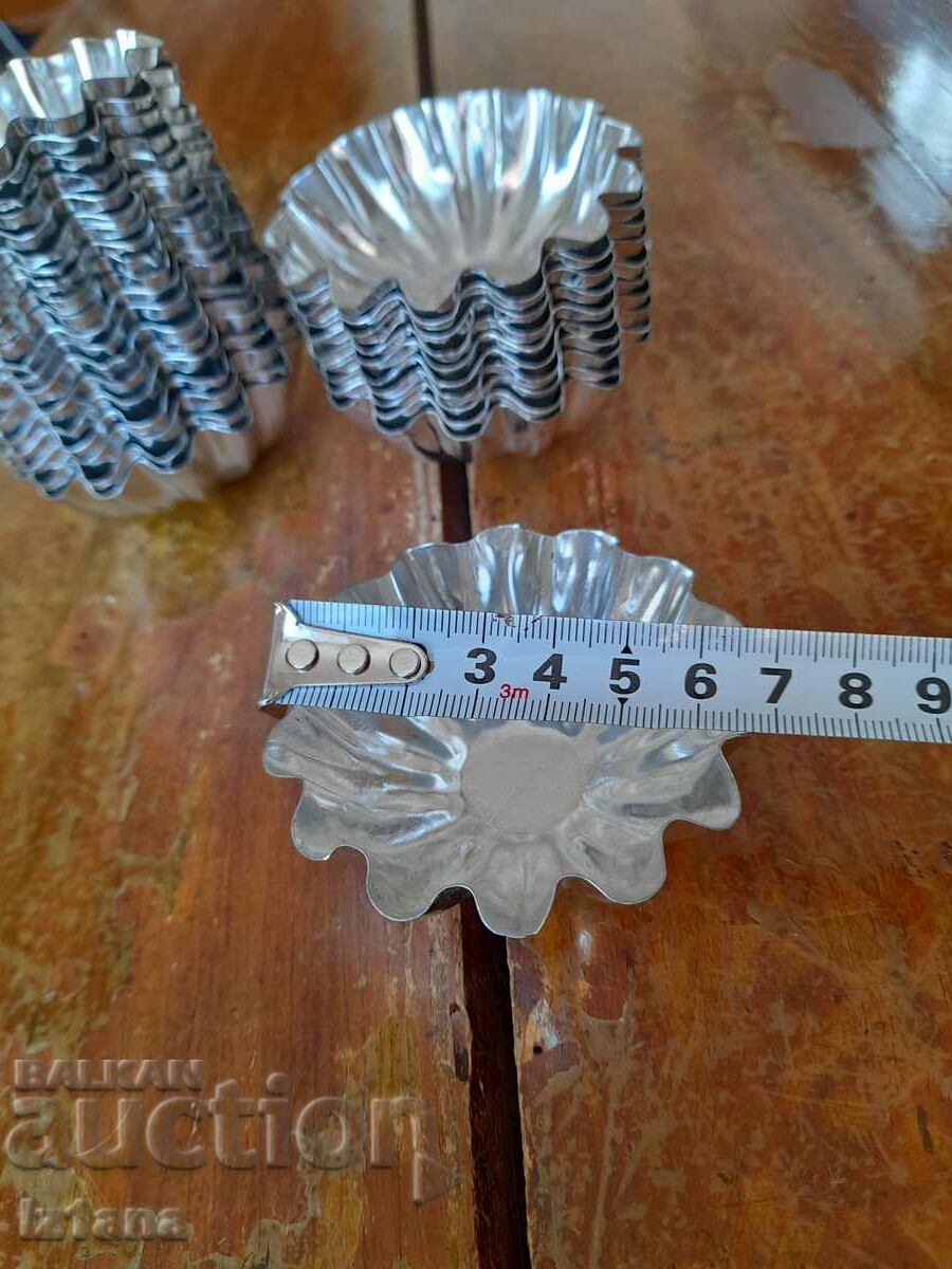 Old molds for sweets, muffins with price 47.00 BGN | € 24.03 Old molds for sweets, muffins with price 47.00 BGN | € 24.03