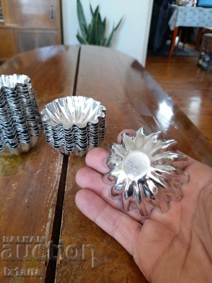Old molds for sweets, muffins - 5 Old molds for sweets, muffins - 5