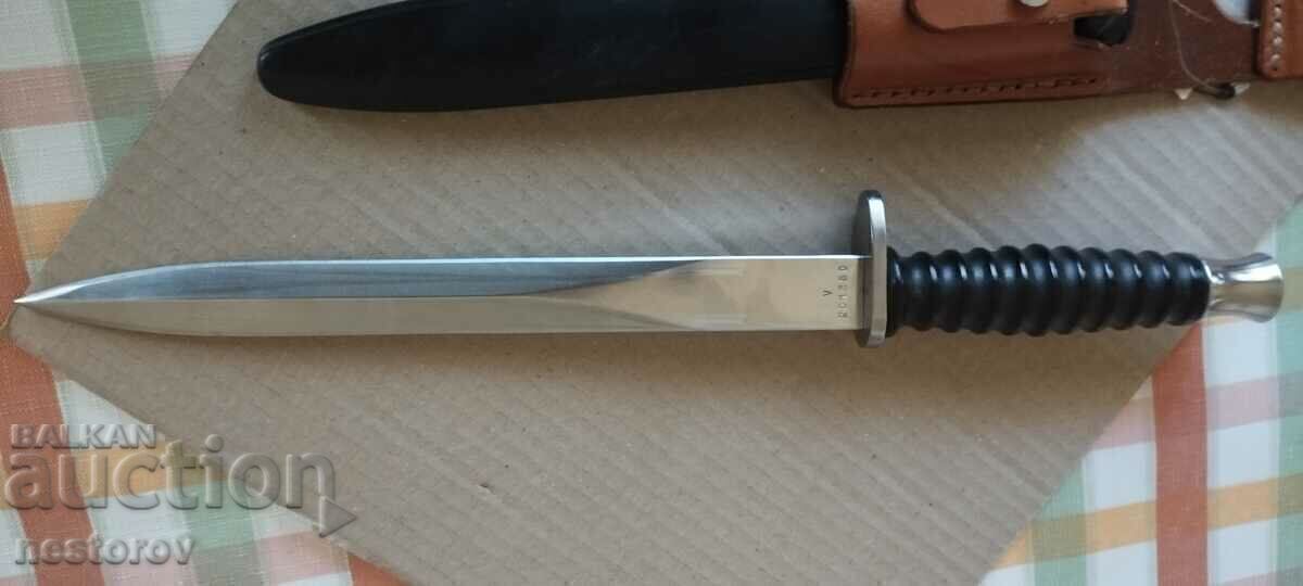 Livrarea CUTITUL ELVETIA M57 Livrarea CUTITUL ELVETIA M57