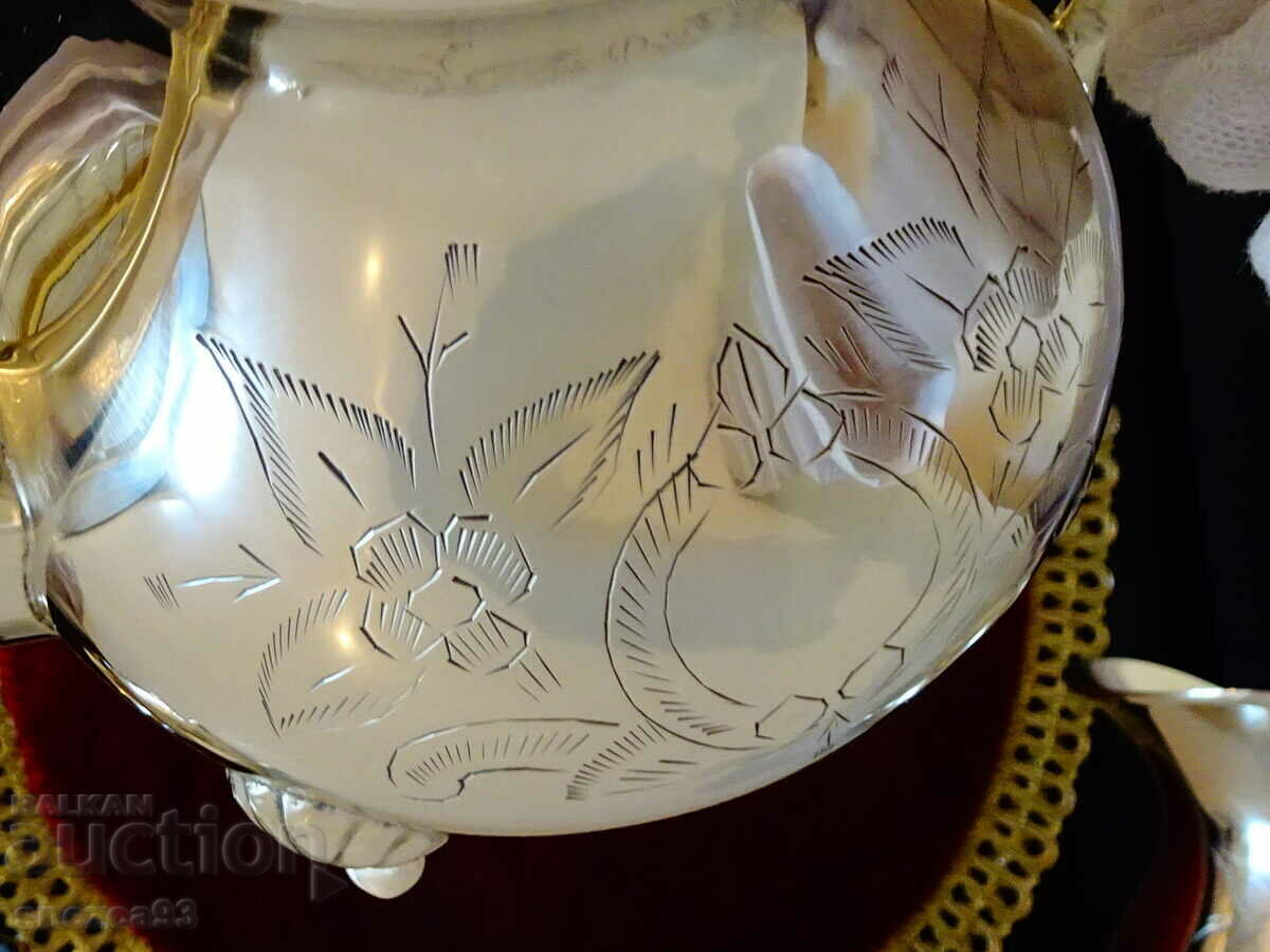 English bronze service 3 pieces. with price 150.00 BGN | € 76.69 English bronze service 3 pieces. with price 150.00 BGN | € 76.69