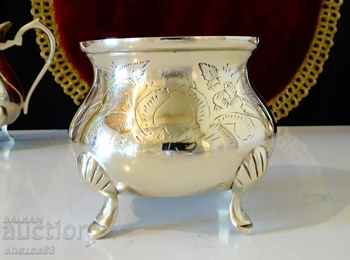 English bronze sugar bowl, baroque.