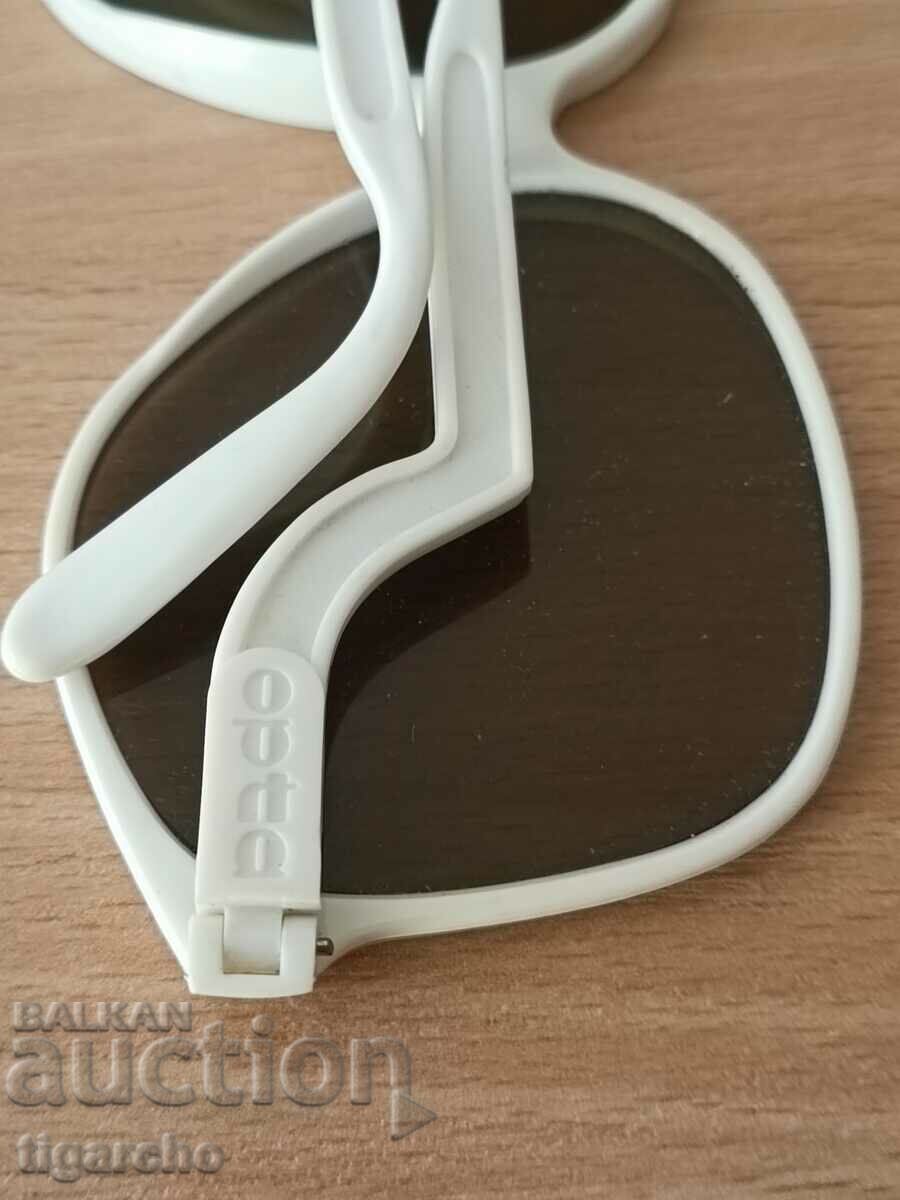 Auction Retro sunglasses Auction Retro sunglasses