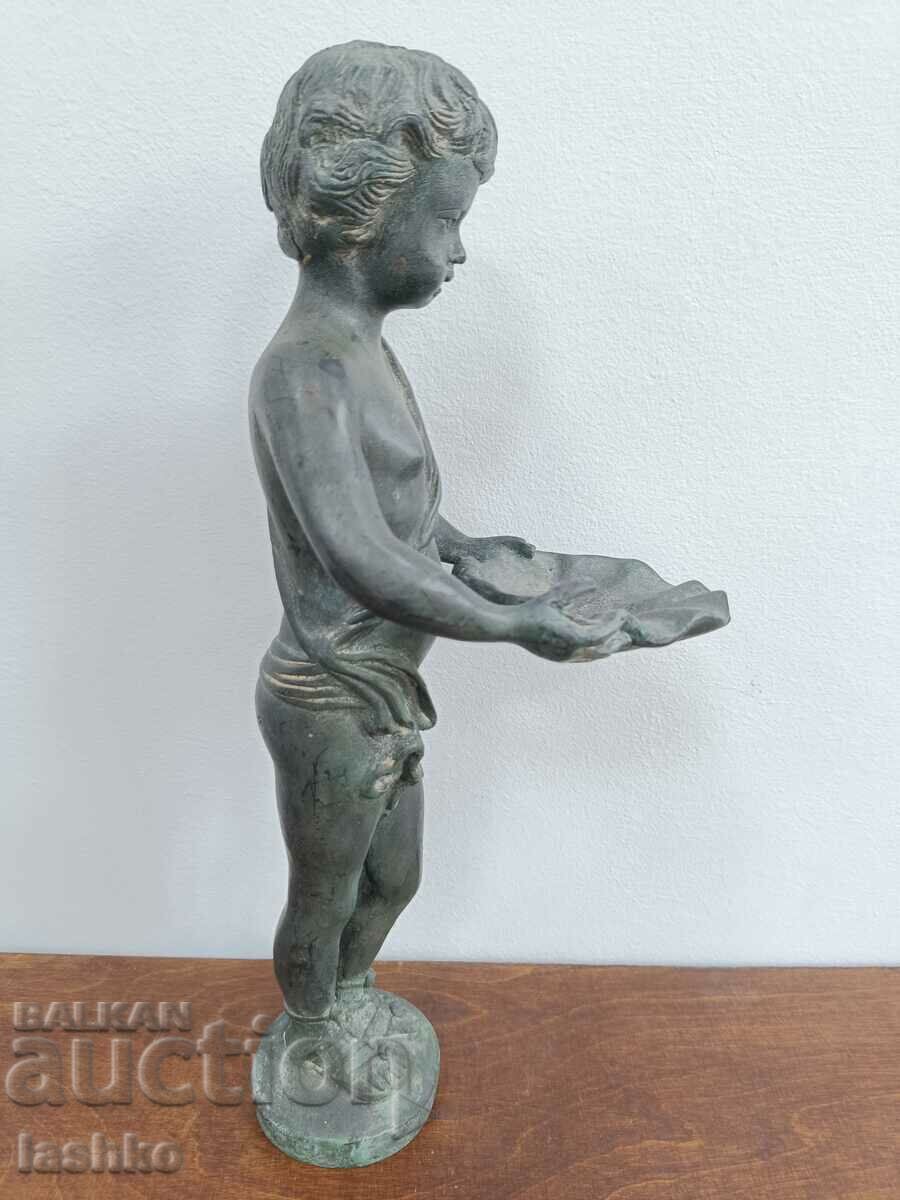 Bronze figure, statue with price 1499.99 BGN | € 766.93 Bronze figure, statue with price 1499.99 BGN | € 766.93