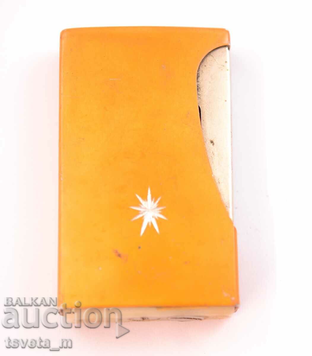 Gas lighter with price 4.00 BGN | € 2.05