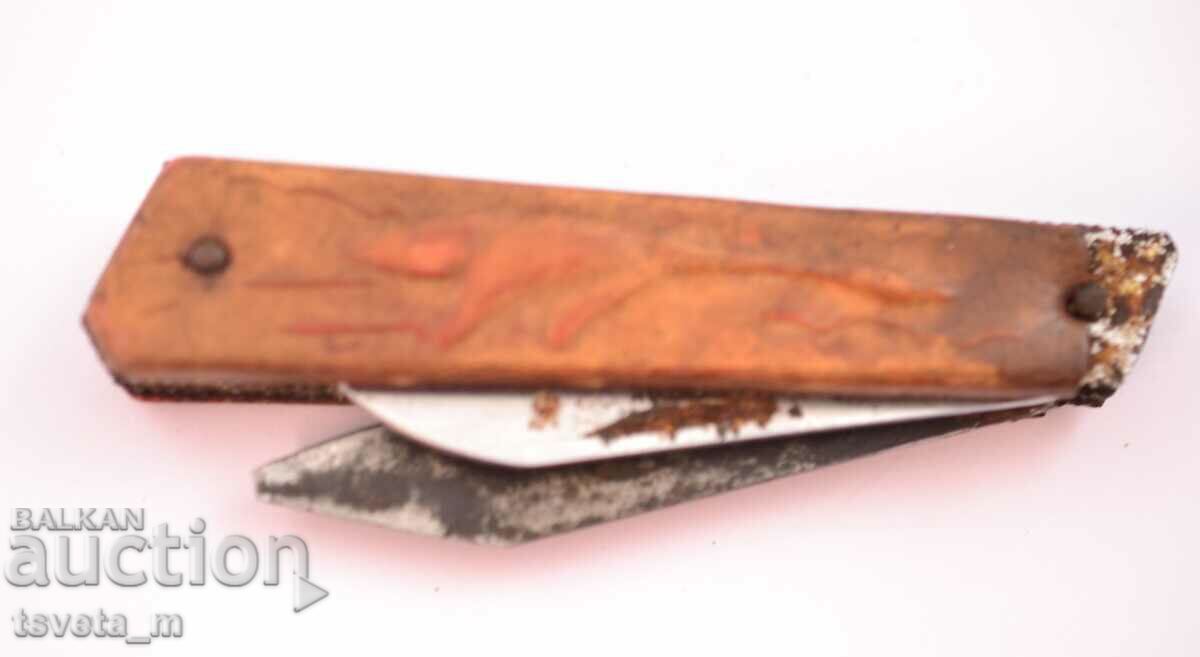 Cuțit de buzunar - pentru reparații sau piese cu preț € 1.00 | 1.96 BGN Cuțit de buzunar - pentru reparații sau piese cu preț € 1.00 | 1.96 BGN