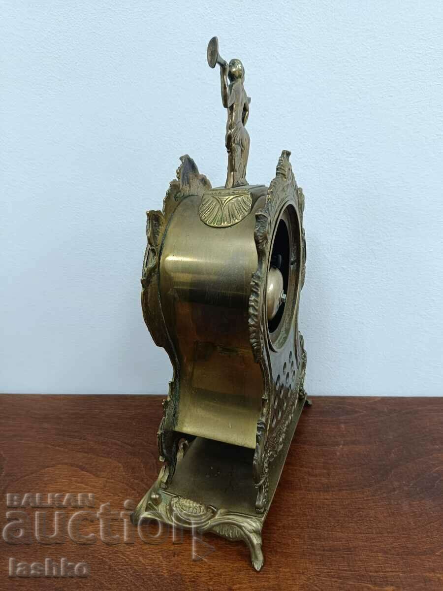 Аукцион Каминен часовник Аукцион Каминен часовник